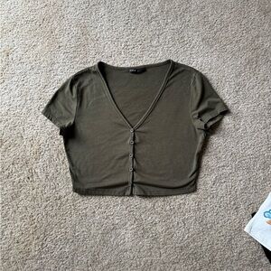 Green cropped top
